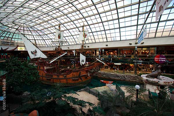 Santa Maria at West Edmonton Mall